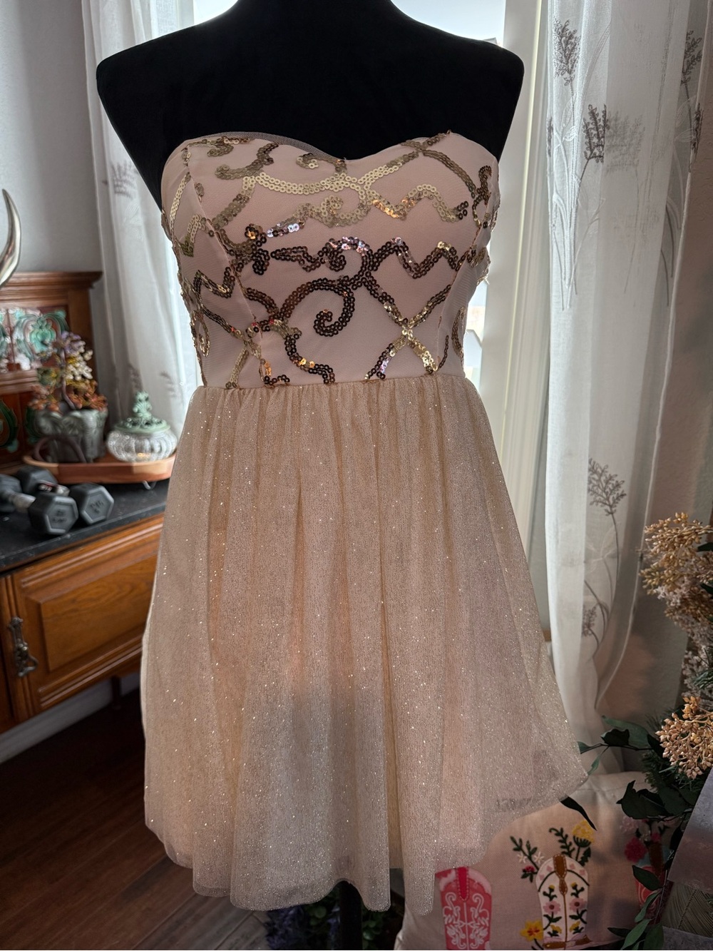Windsor Champagne Cream Gold Sequin Strapless Dress Size 3 Sparkly Tulle